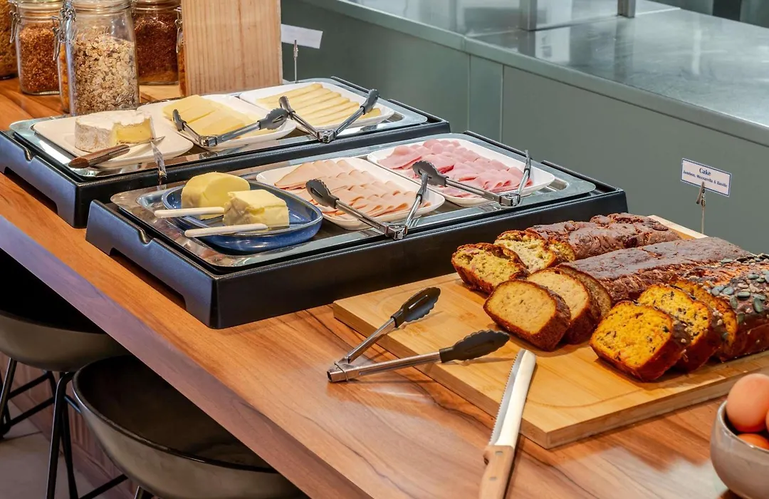 Ibis Styles Bordeaux Lac Bruges-1